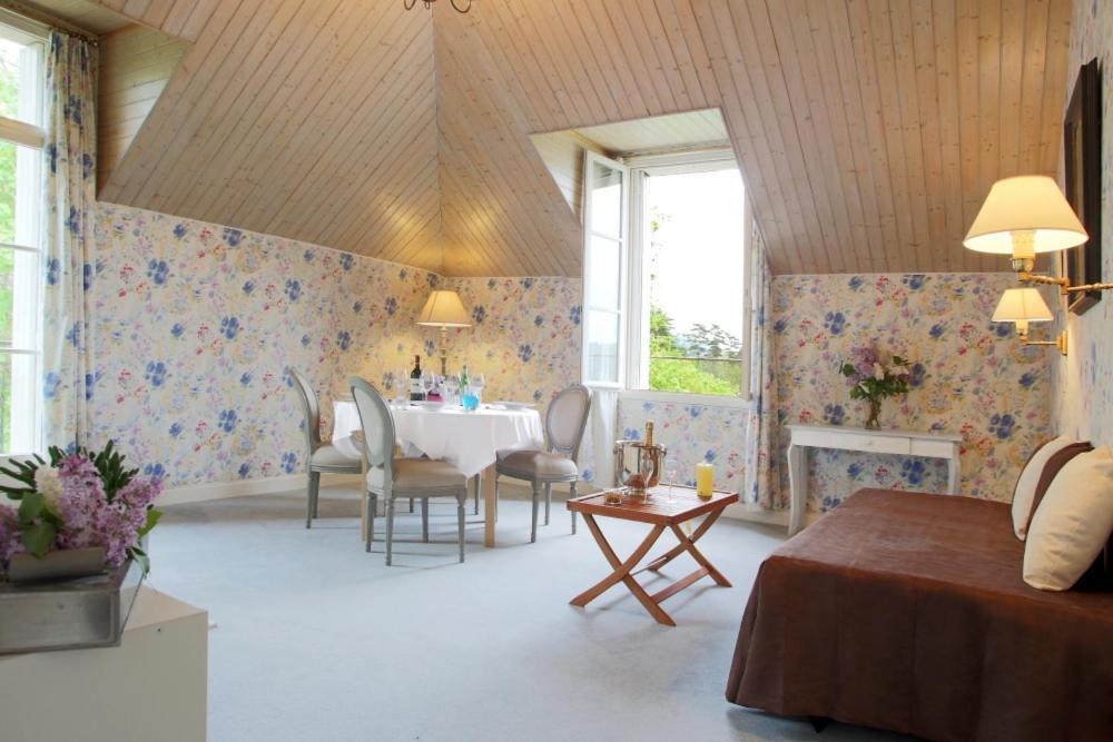 Domaine De Puy Robert Lascaux - A 800M Grotte De Lascaux - Hotel Avec Piscine - Chambres Et Gites-Appartements - Sarlat - Dordogne Montignac-Lascaux Luaran gambar